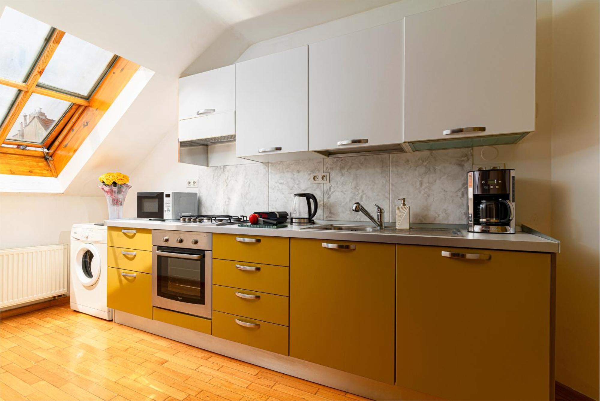 Golden River Apartment Praha Bagian luar foto