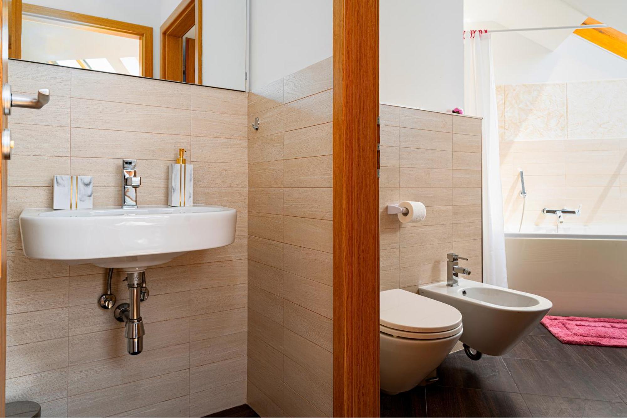 Golden River Apartment Praha Bagian luar foto