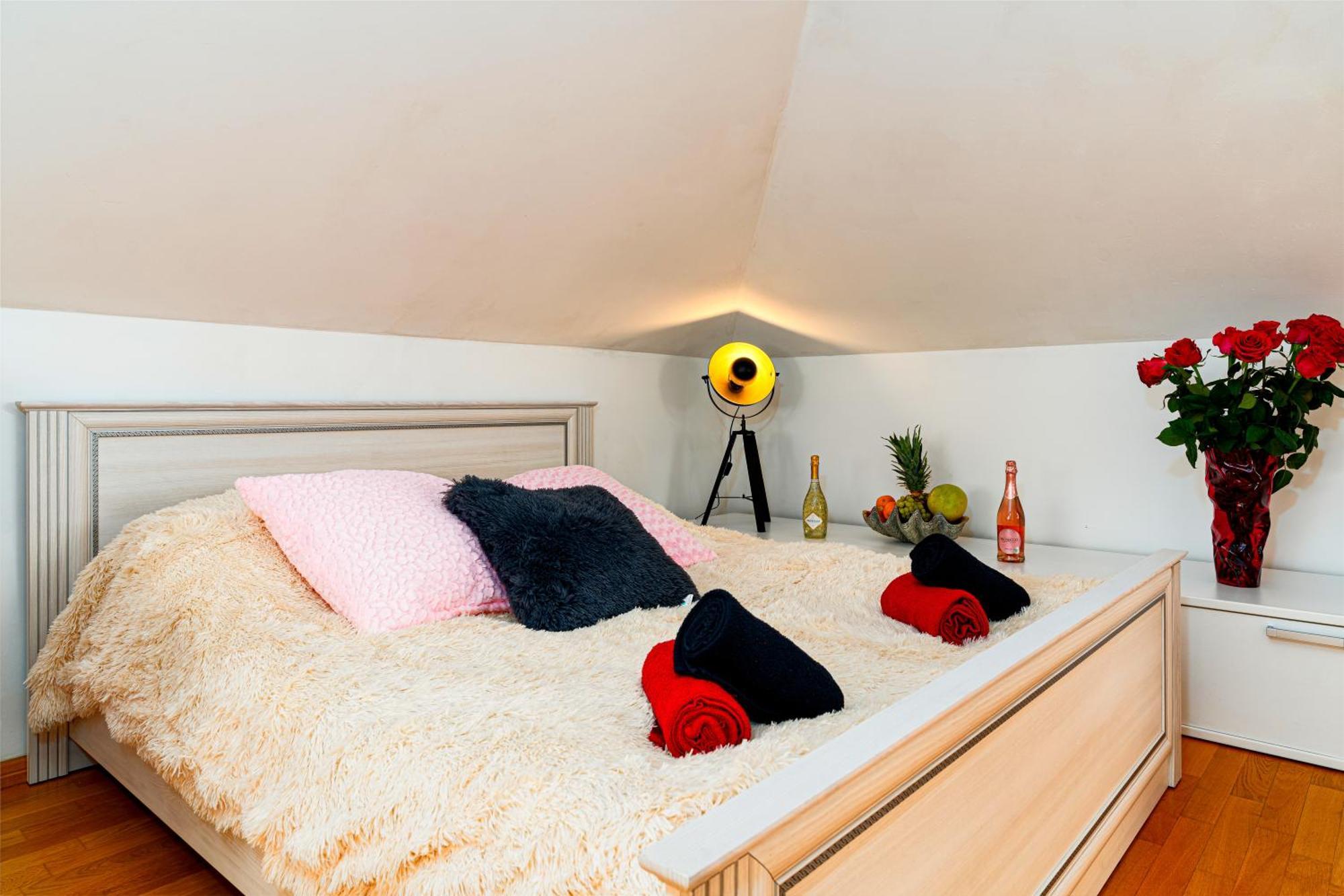 Golden River Apartment Praha Bagian luar foto