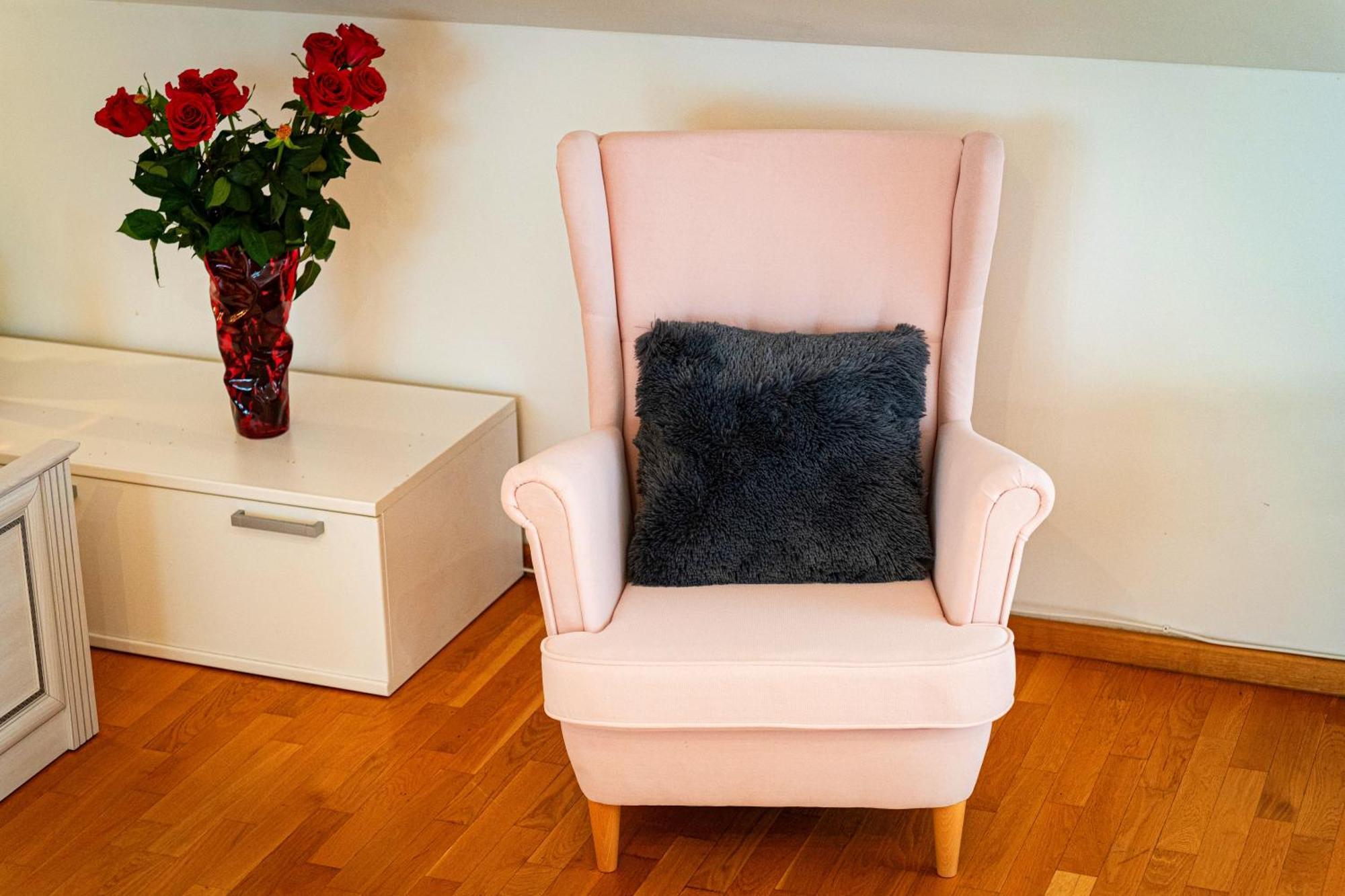 Golden River Apartment Praha Bagian luar foto
