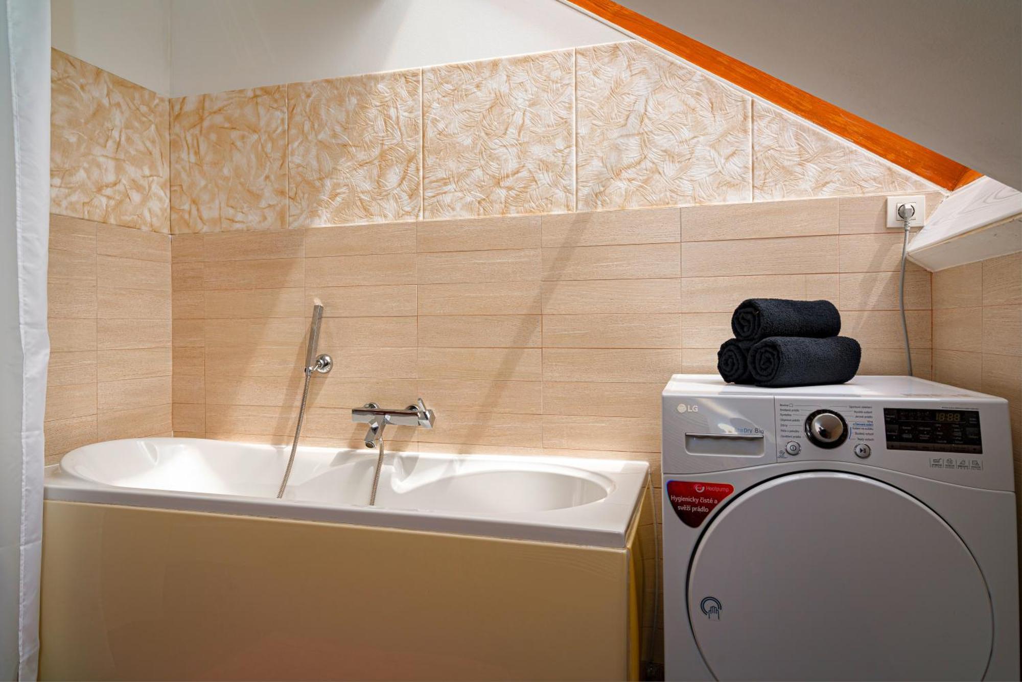 Golden River Apartment Praha Bagian luar foto